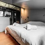Apartment Taur Street 6 *